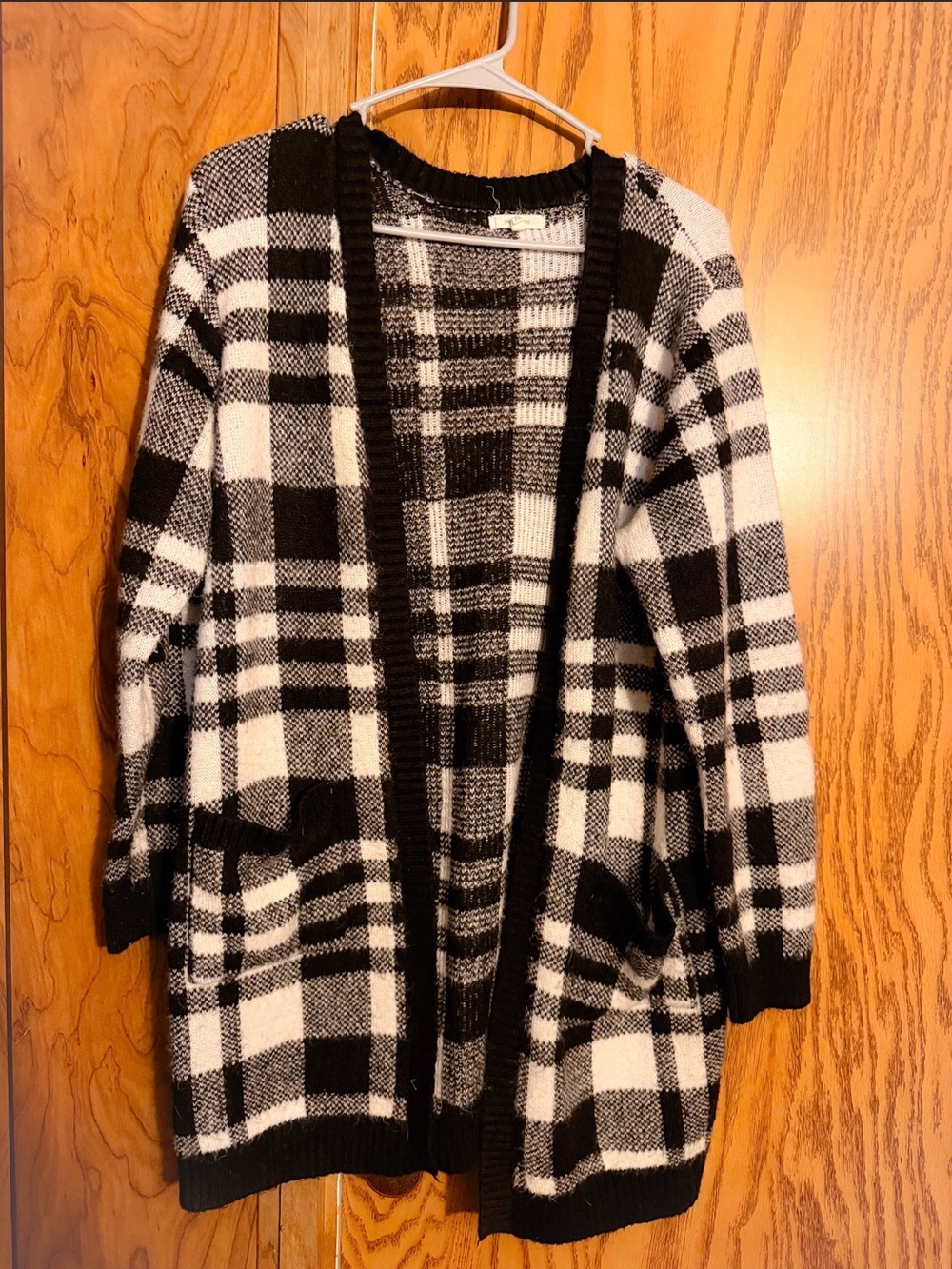 Maurice’s Black & White Plaid Open-Front Women's Sweater Cardigan